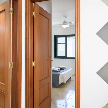 Montserrat De プラヤ・ブランカ