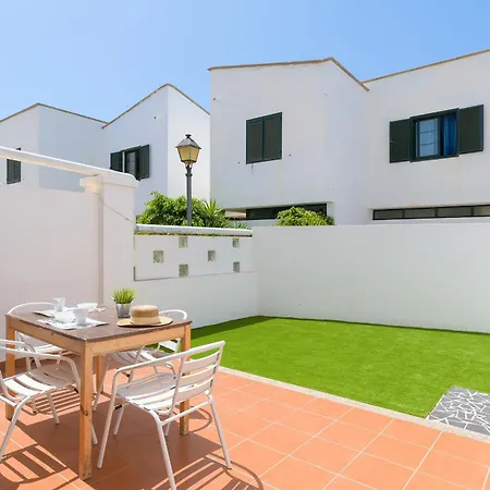 Montserrat De 別荘