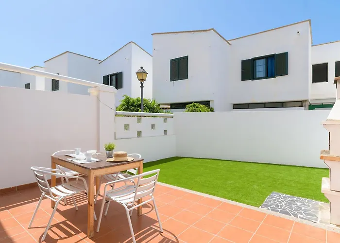 Montserrat De Casa vacanze